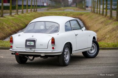 Alfa Romeo Giulia 1600 Sprint, 1963