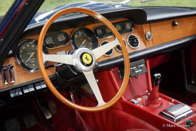 Ferrari 330 GT, 1966