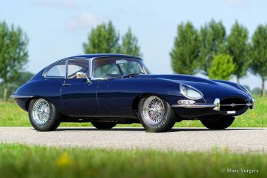 Jaguar E-Type 4.2 Litre FHC, 1966