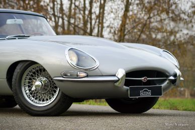 Jaguar E-type 4.2 Litre FHC, 1966