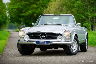 Mercedes-Benz 230 SL (W113), 1964
