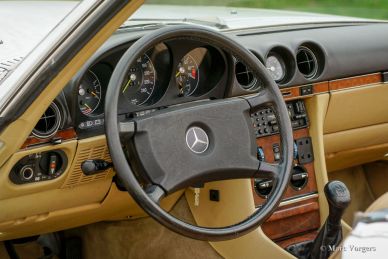 Mercedes-Benz 300 SL (R107), 1987