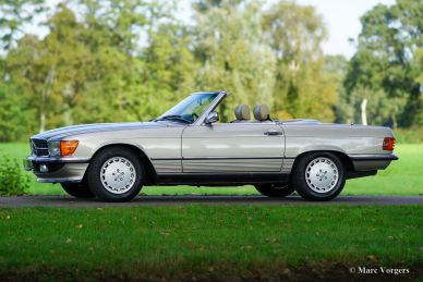 Mercedes-Benz 300 SL (R107), 1987