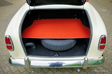 Peugeot 403 Cabriolet restoration