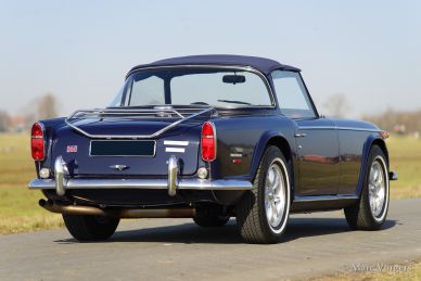 Triumph TR 250, 1968