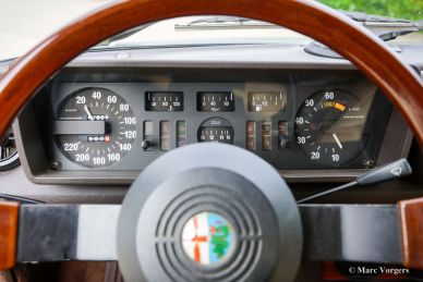 Alfa Romeo Alfetta 2.0 QV, 1983