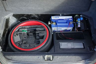 Aston Martin DB 7 Dunhill, 1998