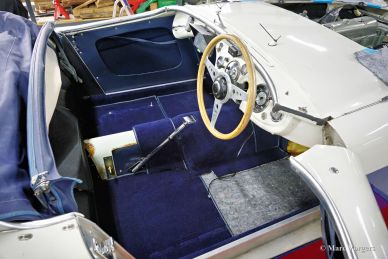 Austin Healey 100/M BN1, 1954 Mille Miglia preparation