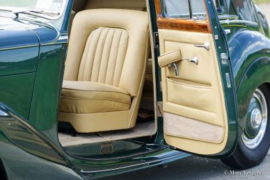 Bentley Mk VI saloon, 1951