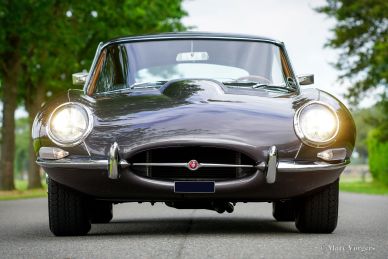 Jaguar E-type 4.2 Litre FHC, 1965