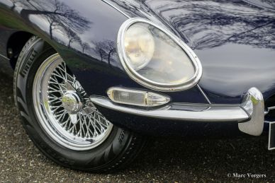 Jaguar E-type 4.2 Litre S1 FHC, 1965