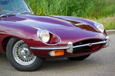 Jaguar E-type 4.2 Litre FHC, 1971