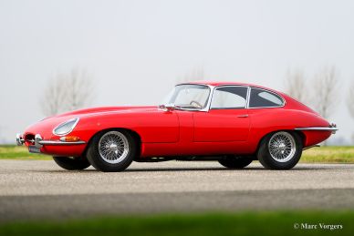 Jaguar E-type 4.2 FHC, 1965