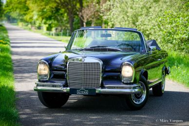 Mercedes-Benz 220 SE (W111) cabriolet, 1963