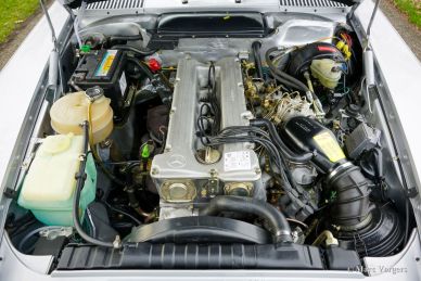 Mercedes-Benz 280SL (R107), 1985