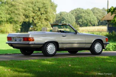 Mercedes-Benz 300 SL (R107), 1987