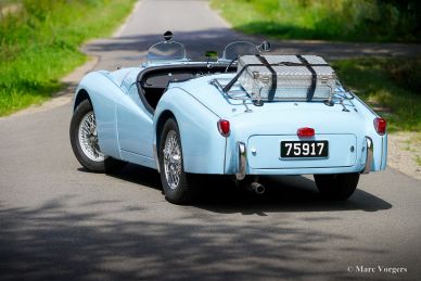 Triumph TR3 (small mouth), 1957