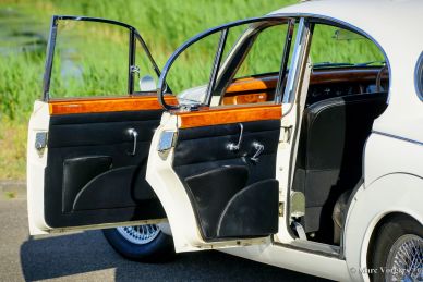 Jaguar Mk 2 (240), 1968