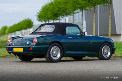 MG RV8 1995