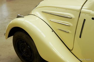 Peugeot 402 L Eclipse, 1935 Restoration