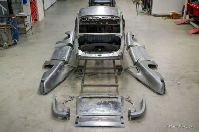 Porsche 911 2.0 SWB 1968 body restoration