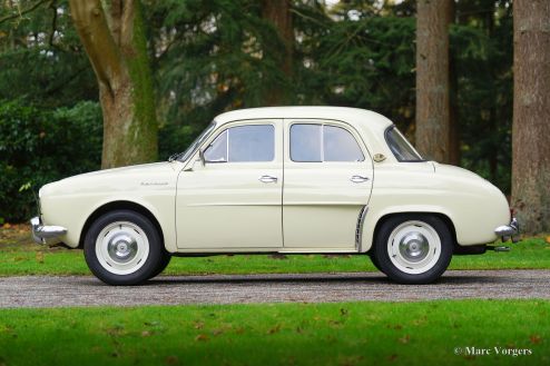 Renault Dauphine, 1957