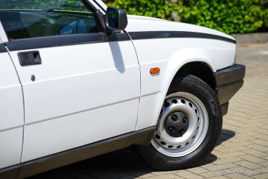 Alfa Romeo 75 1.8 IE, 1990