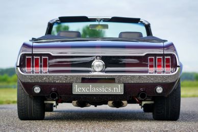 Ford Mustang convertible, 1966