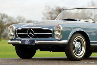 Mercedes-Benz 230 SL 'Pagode', 1964