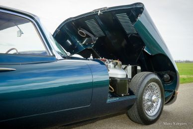 Jaguar E-type 3.8 Litre FHC, 1962