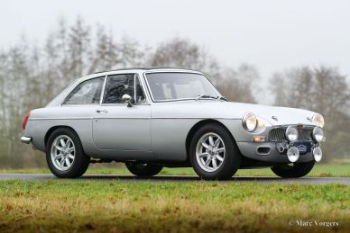 MG MGB GT V8 rally car, 1975
