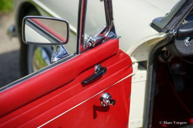 MG MGB roadster, 1966