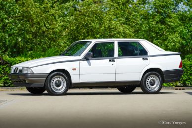 Alfa Romeo 75 1.8 IE, 1990