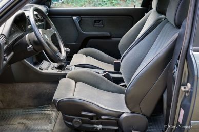 BMW 320 IS (E30), 1988