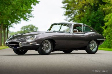 Jaguar E-type 4.2 Litre FHC, 1965