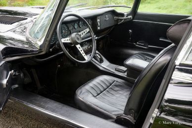 Jaguar E-type V12 FHC 2+2, 1971