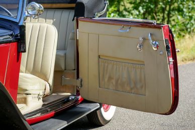 Mercedes-Benz 200 (W21) Cabriolet, 1933