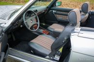 Mercedes-Benz 280SL (R107), 1985