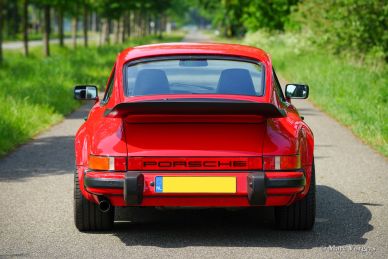 Porsche 911 Carrera 3.2, 1985