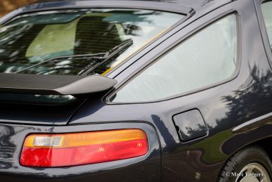 Porsche 928 S4, 1987