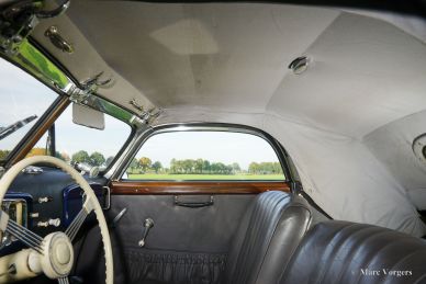 BMW 327/2 Cabriolet, 1952