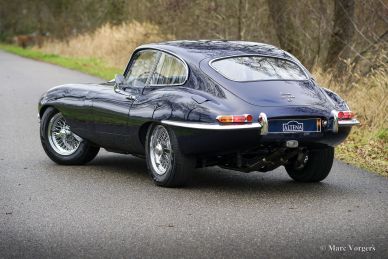 Jaguar E-type 4.2 Litre S1 FHC, 1965