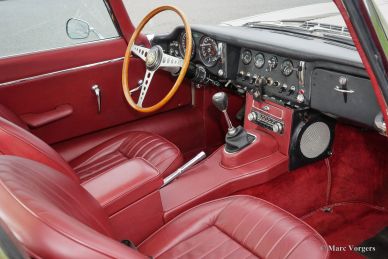 Jaguar E-type 4.2 Litre 2+2 FHC, 1967