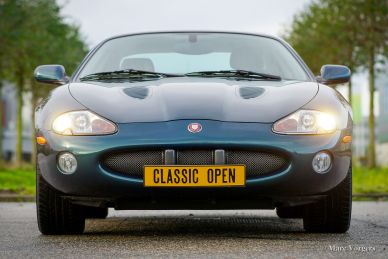 Jaguar XKR, 2002