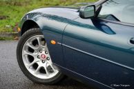Jaguar XKR, 2002