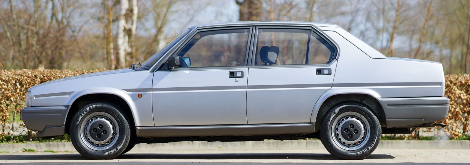 Alfa Romeo 90 2.0 Inezione, 1985