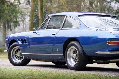 Ferrari 330 GT, 1966