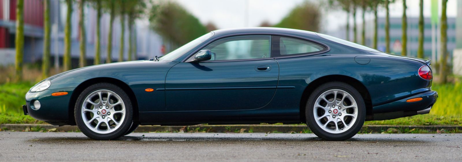 Jaguar XKR, 2002