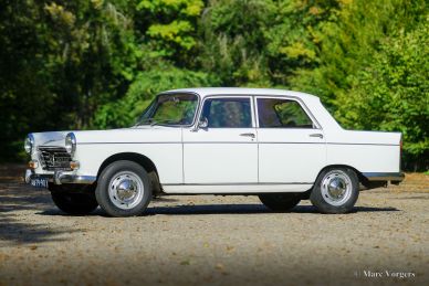 Peugeot 404 Berline, 1970