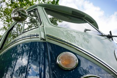Volkswagen Type 2 T1 Samba 21-window Deluxe, 1966 Restoration